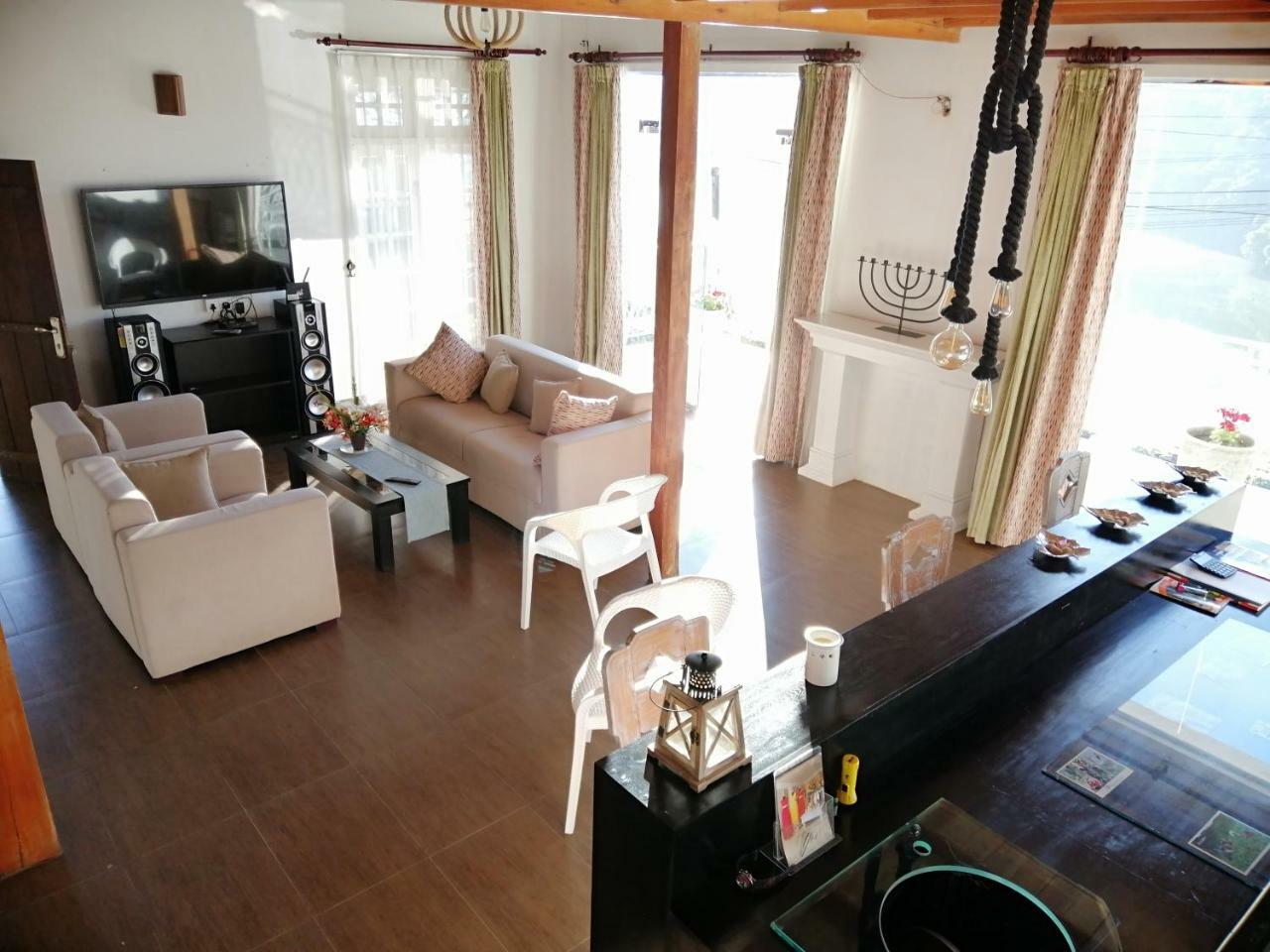 Villa Melford Nuwaraeliya à Nuwara Eliya Extérieur photo